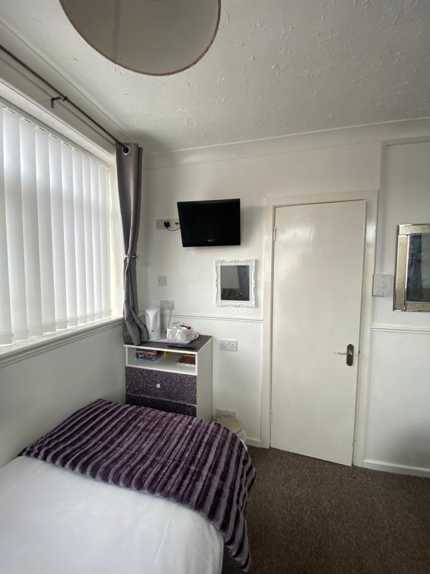 Mayfair Hotel — Photos 3